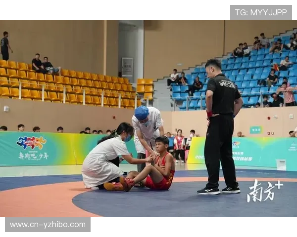 摔跤主题公益项目走进偏远地区学校，推广体育精神与文化